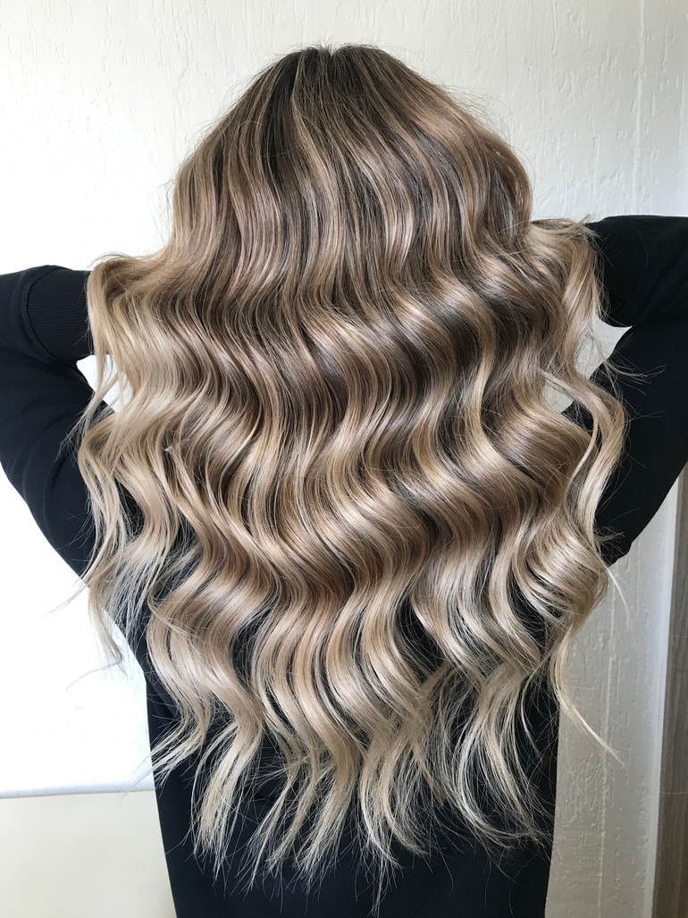 Freehand Balayage Highlight Hair, No Foils